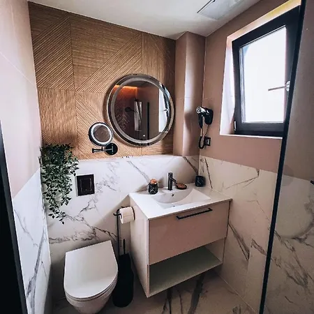 Resto - Smart Blisko Energylandii Nocleg ze śniadaniem 3*